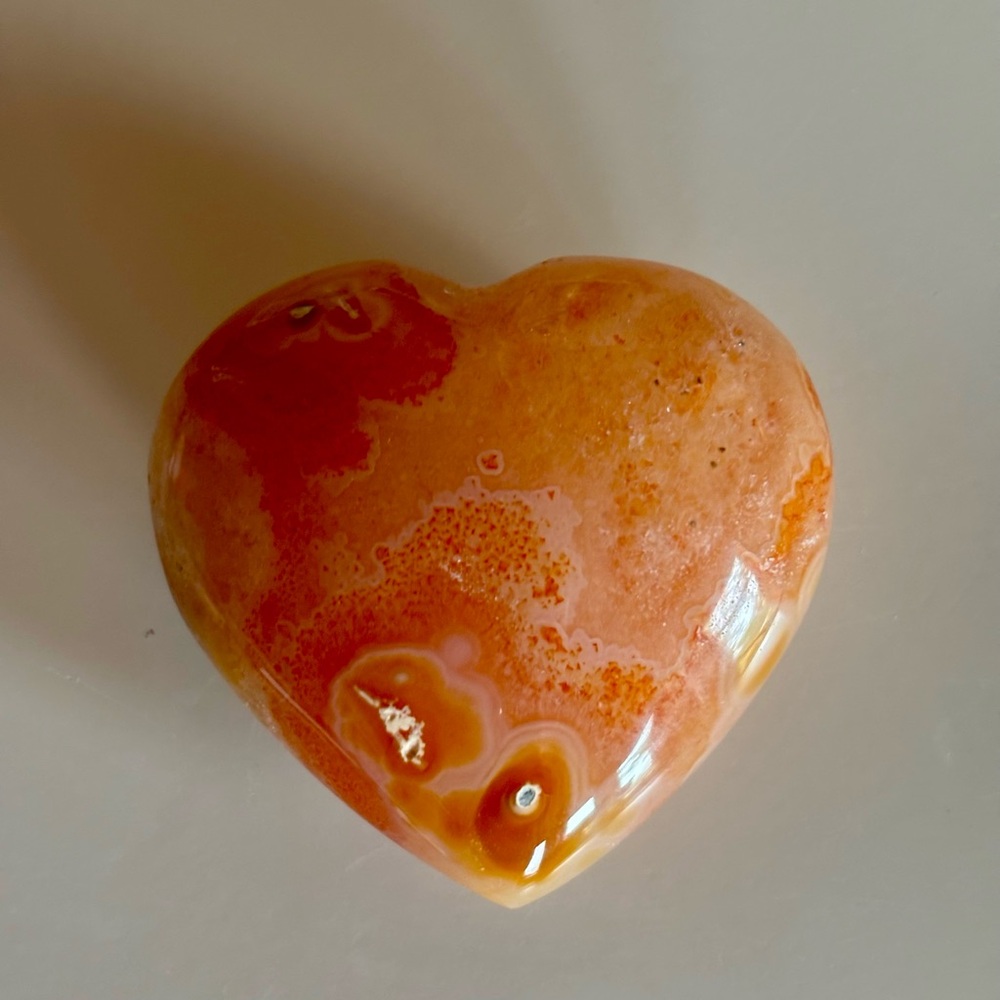 🧡 Carnelian Heart with Orb Patterns – Polished Agate Heart | Unique Banded Stone